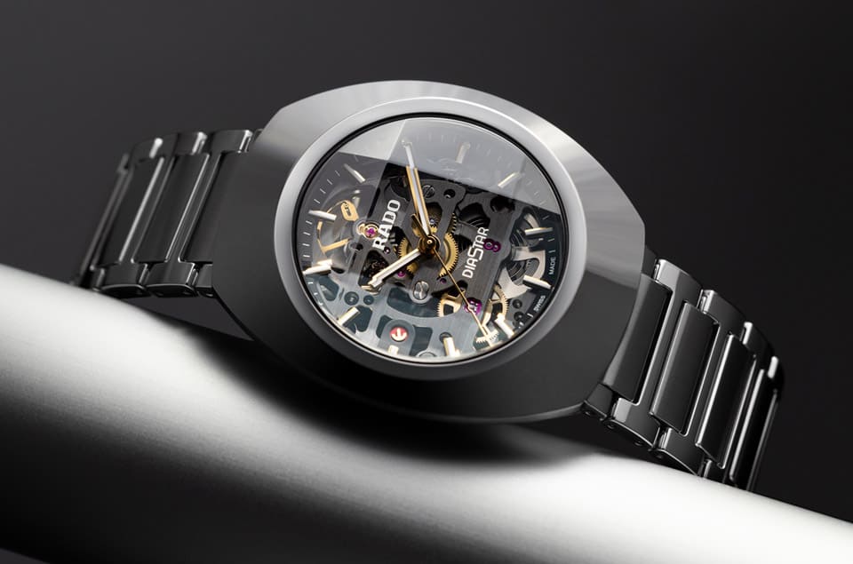 雷達表持續(xù)以獨家材質(zhì)制作DiaStar鉆星系列并升級鏤空機芯