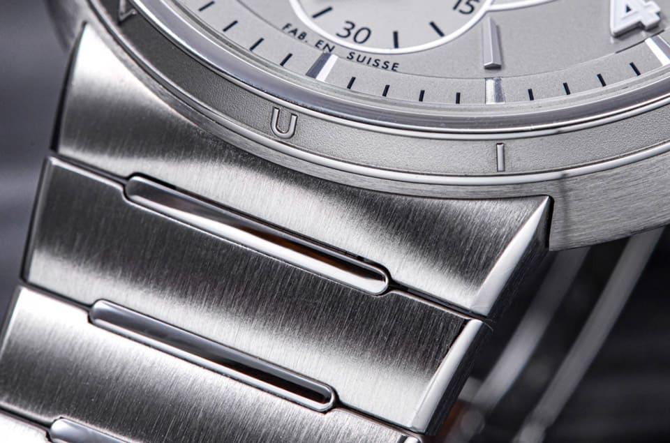 「價(jià)格海放勞力士運(yùn)動(dòng)表」路易威登新一代Tambour超狂升級(jí)挑戰(zhàn)表王地位