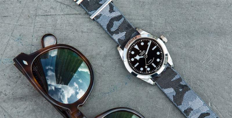 夏天來臨佩戴手表更需注意的事項