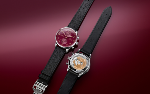 紅火開年、騰龍?jiān)诒常?IWC Portugieser系列計(jì)時碼表龍年特別版登場