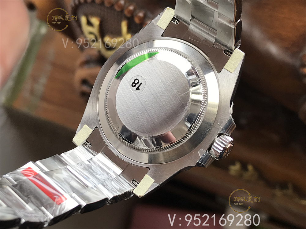 VS廠41綠水鬼深度評測:勞力士潛航者型系列m126610lv-0002新款綠水鬼